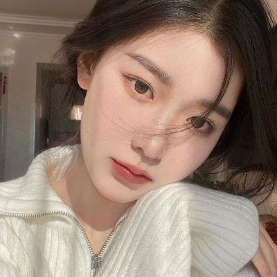 不可爱的她